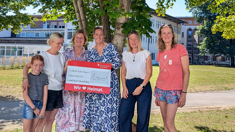 Bazar Team Neuravensburg spendet an die Kinderbrücke
